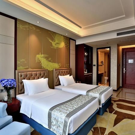 Yiwu Zhong Lian Kai Xin Hotel מראה חיצוני תמונה